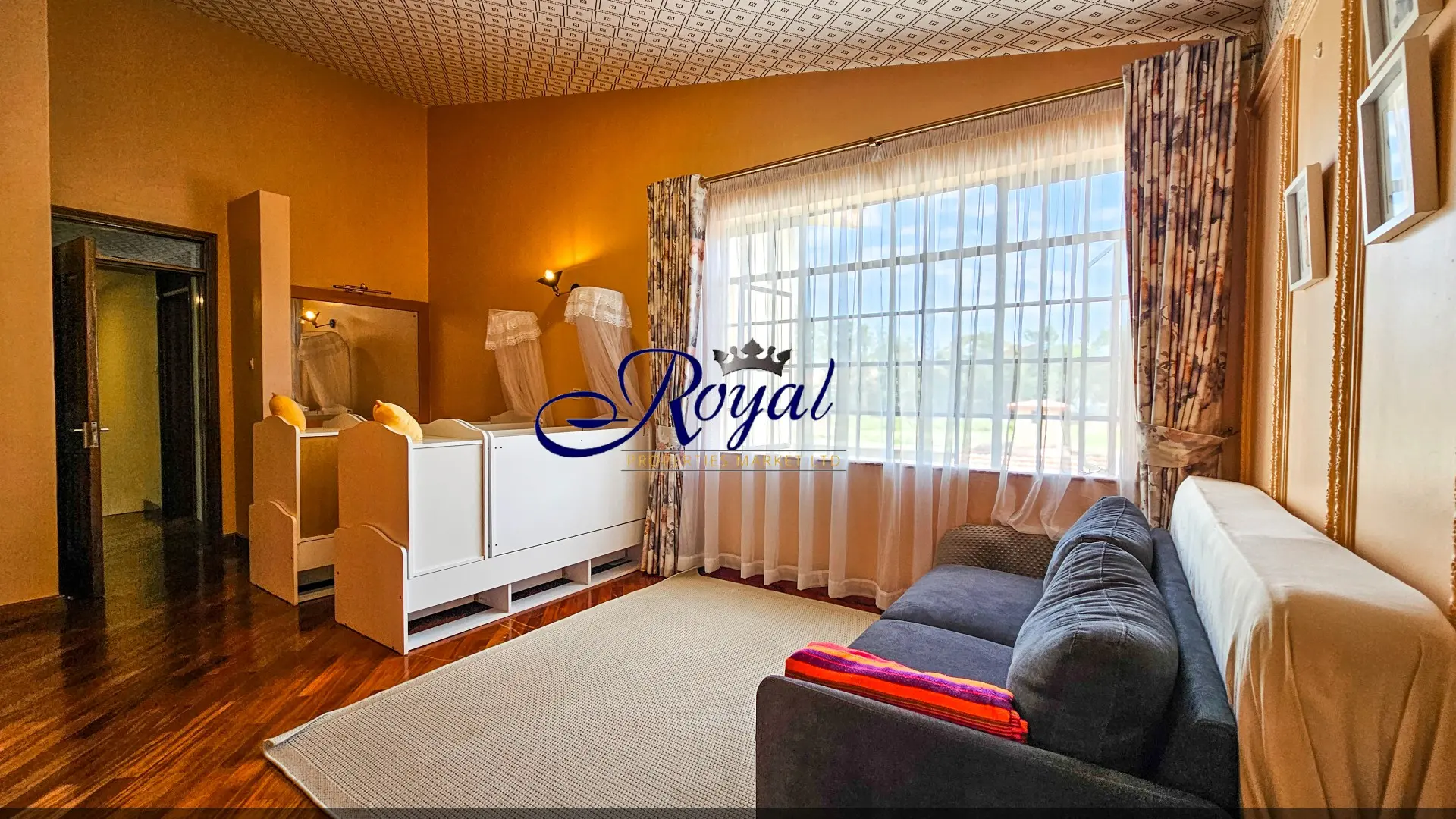 Lavington – Stunning 4 Bedroom Townhouse for Sale