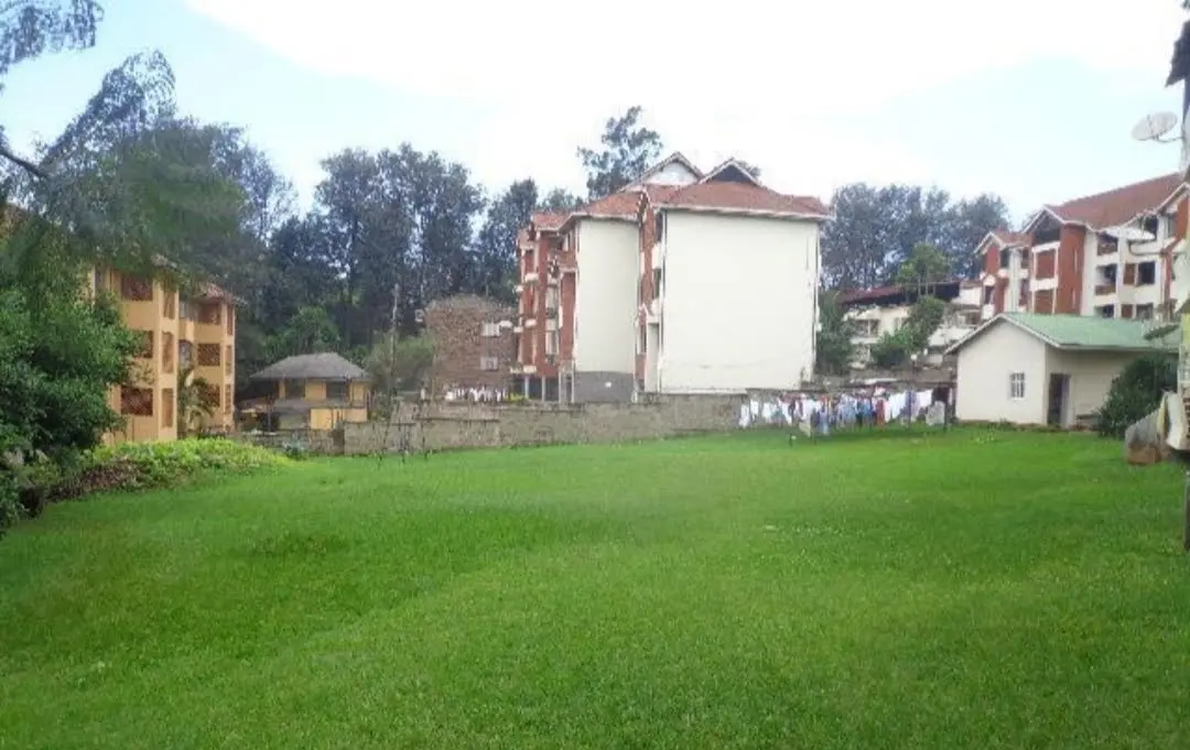 Prime 0.8 acre flat land for sale in Westlands