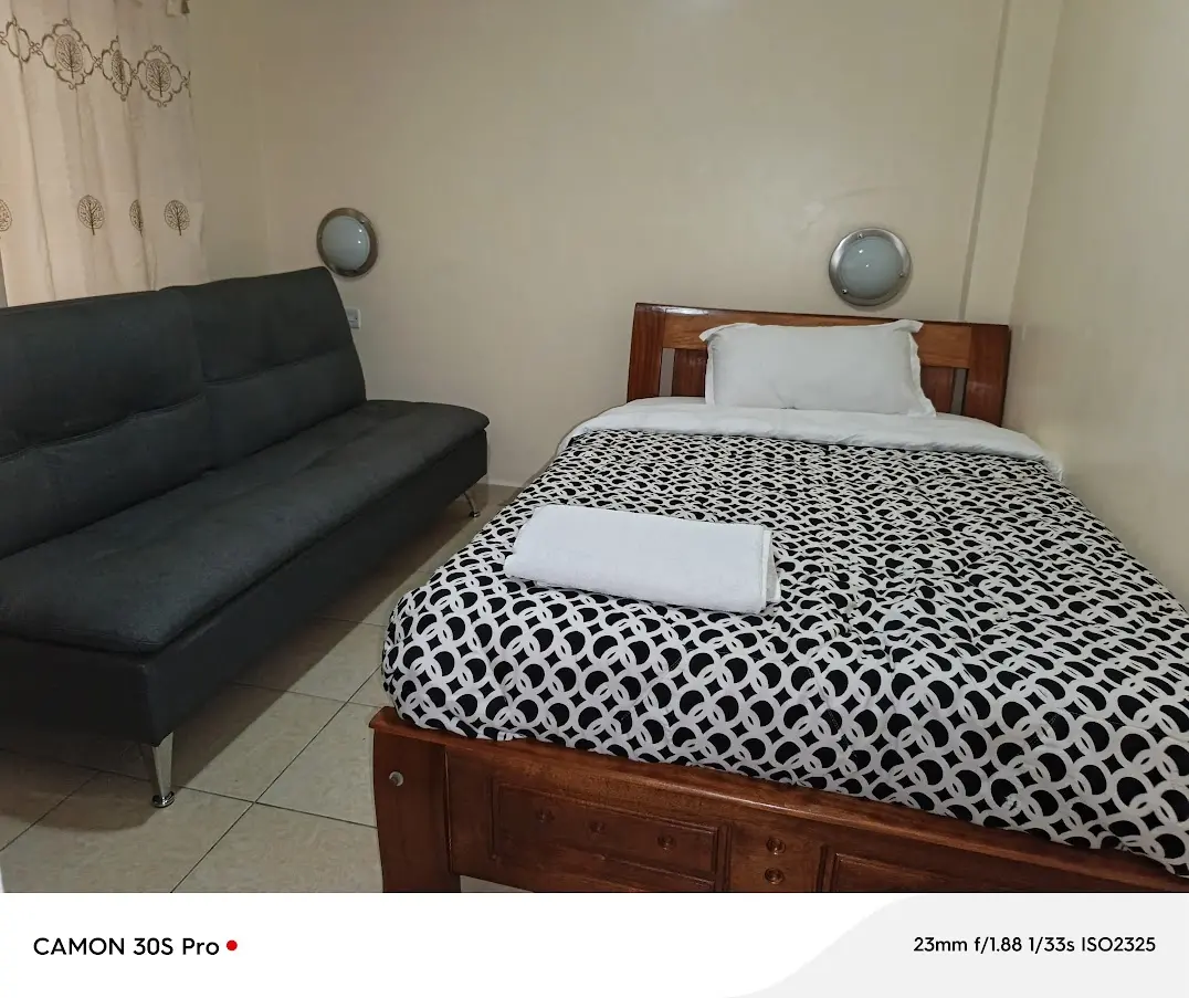3 bedroomed apartment fully furnished and serviced to let in langata
