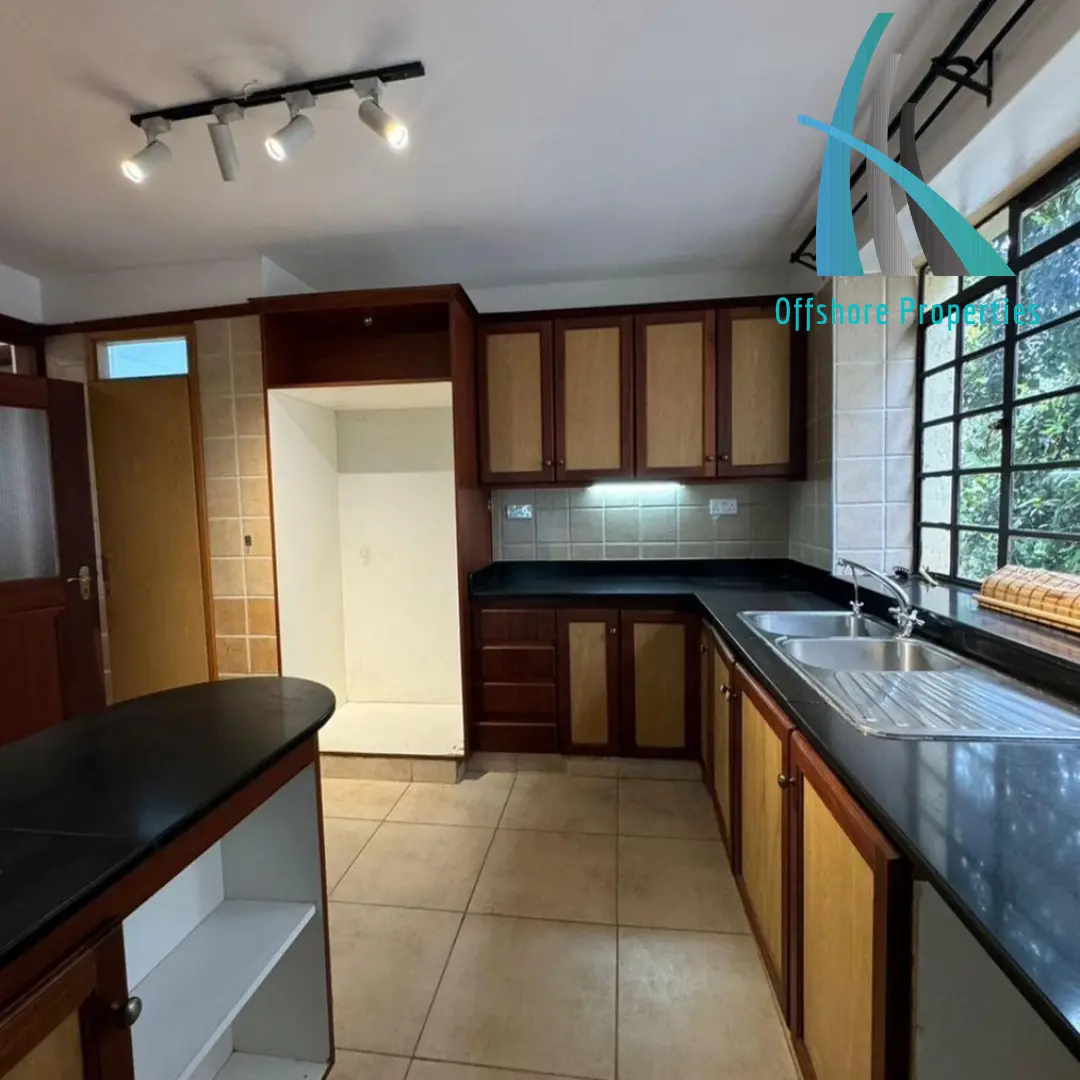 Spacious 3-Bedroom Apartment for Sale near Valley Arcade