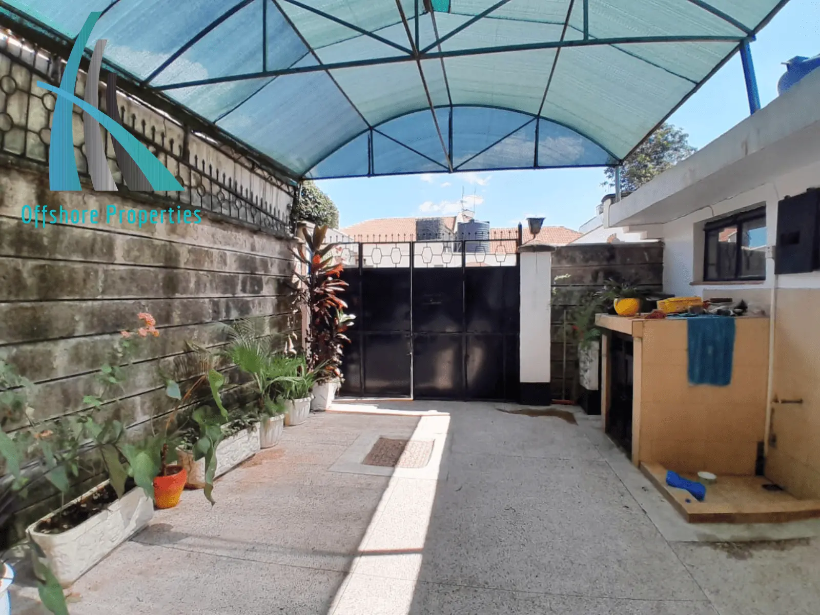HouseFor Sale: 4 Bedroom in Airport View Estate, Off Mbagathi Way