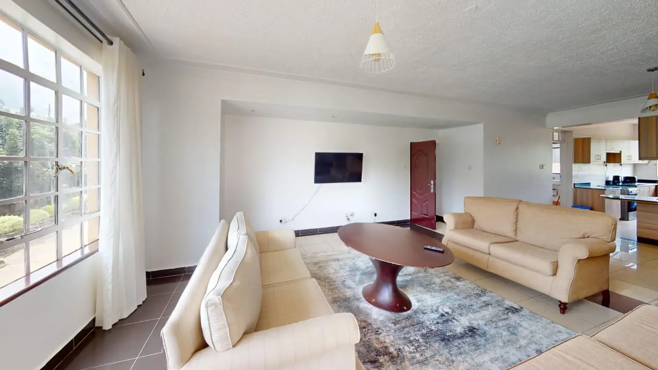 4 bedroom apartment all ensuite in Riverside