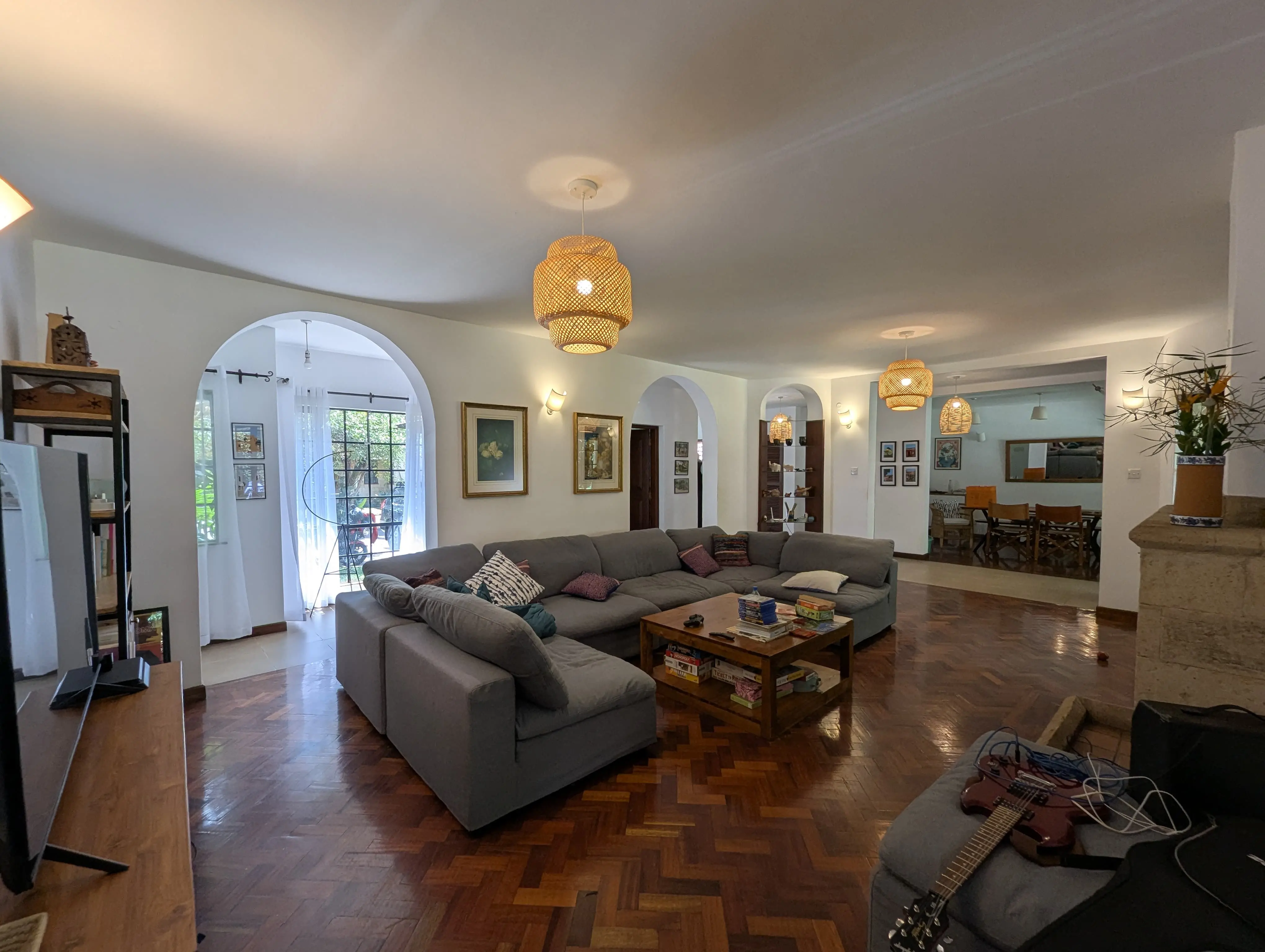 4 Bedroom Viila For Sale in Spring Valley