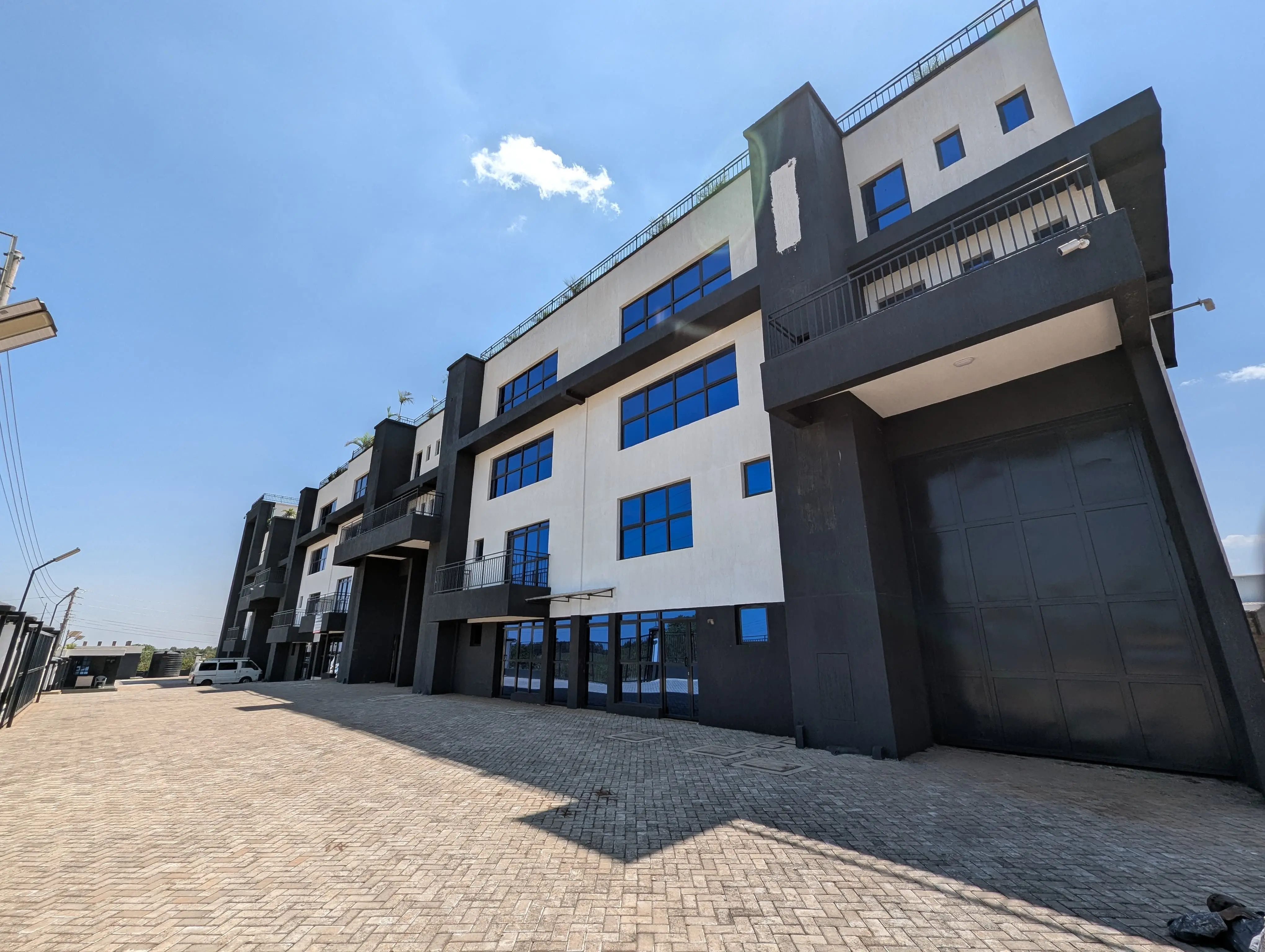 4332 sqft Warehouse for lease In Tatu City, Kiambu