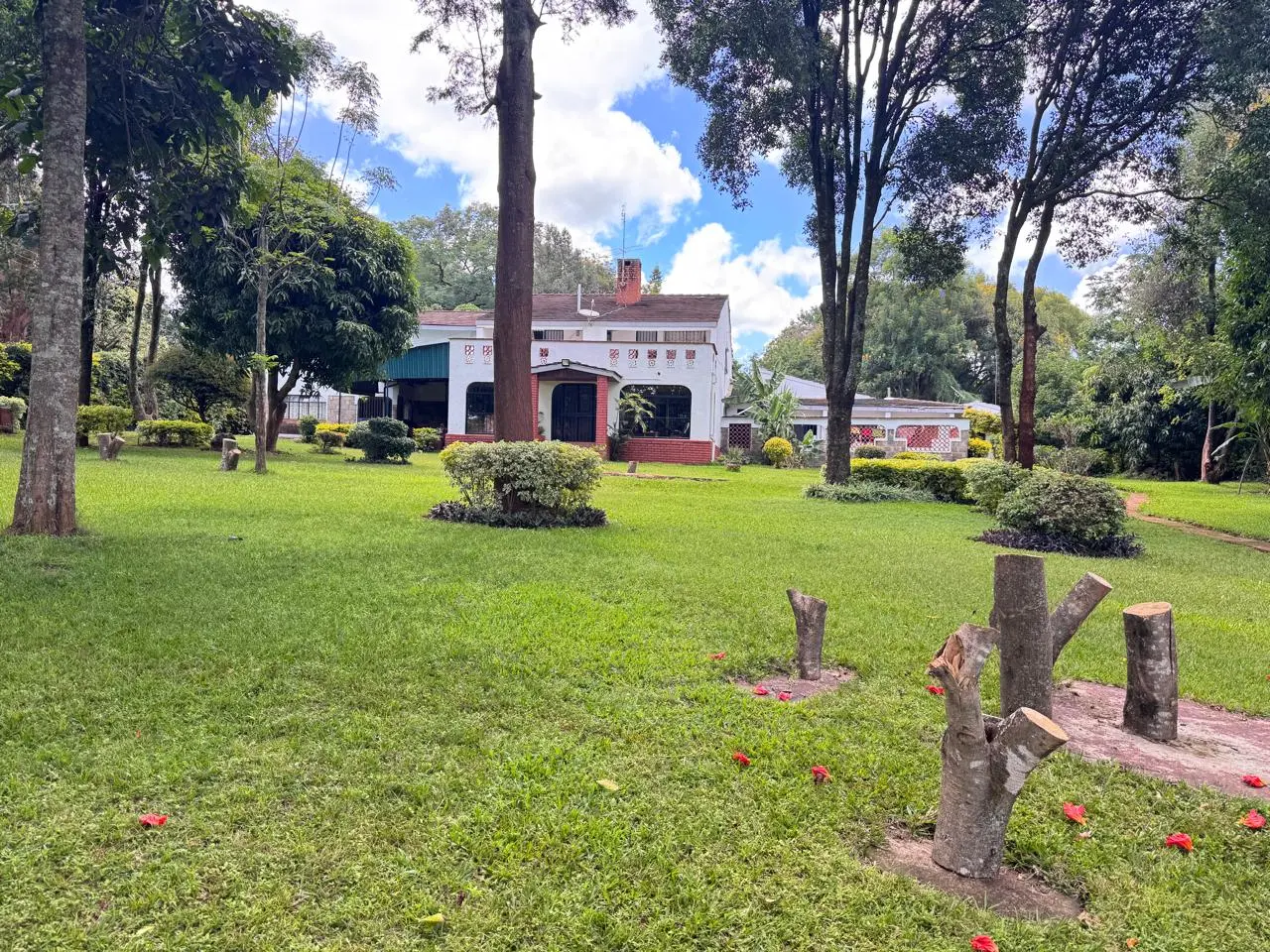 House for sale in Old Runda on 1.11 Acres
